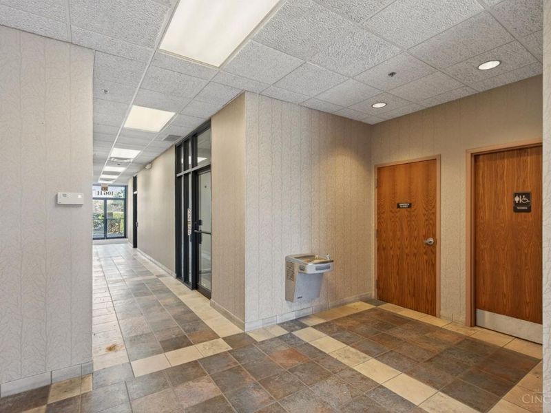 10641 Techwoods Circle, Blue Ash, OH 45242 Photo 4