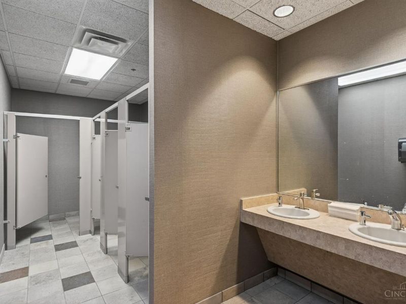 10641 Techwoods Circle, Blue Ash, OH 45242 Photo 42