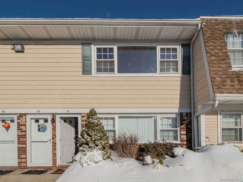 1 Atlantic Avenue, Unit 45, Farmingdale, NY 11735 Main Photo