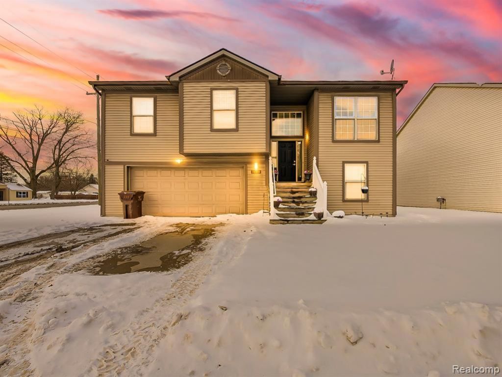 34460 Van Born Road, Wayne, MI 48184 Main Photo