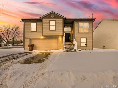 34460 Van Born Road, Wayne, MI 48184