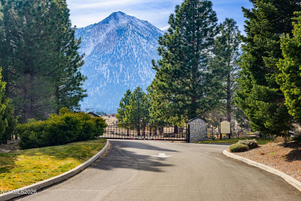 240 Forest Hill Way, Gardnerville, NV 89460 Photo