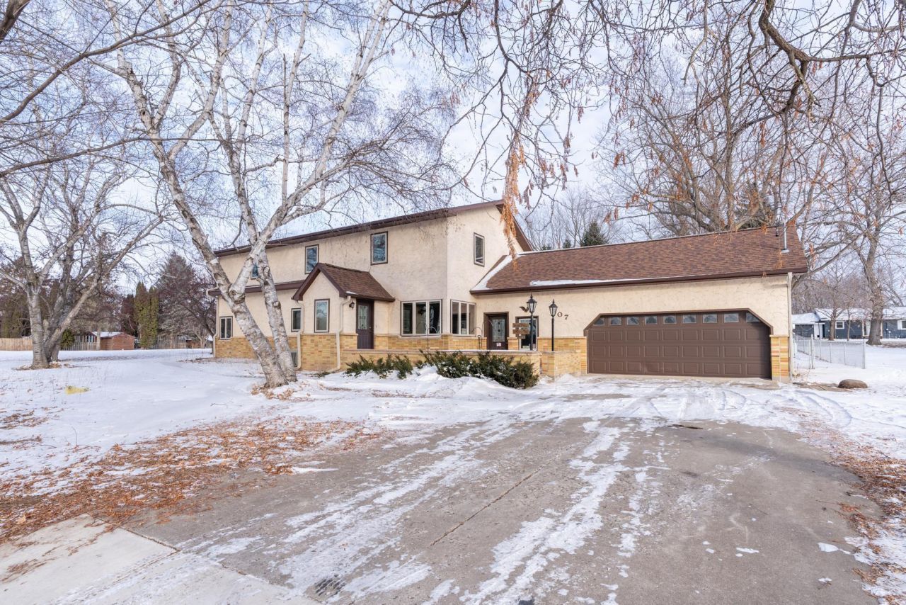 407 4th Street N, Atwater, MN 56209 Main Photo