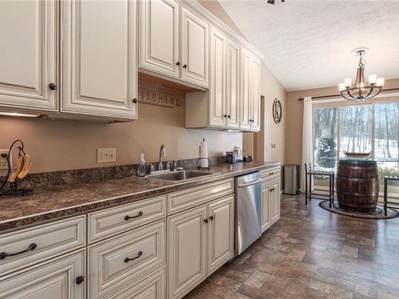 2955 Tarkman Drive, Nashport, OH 43830 Photo 11