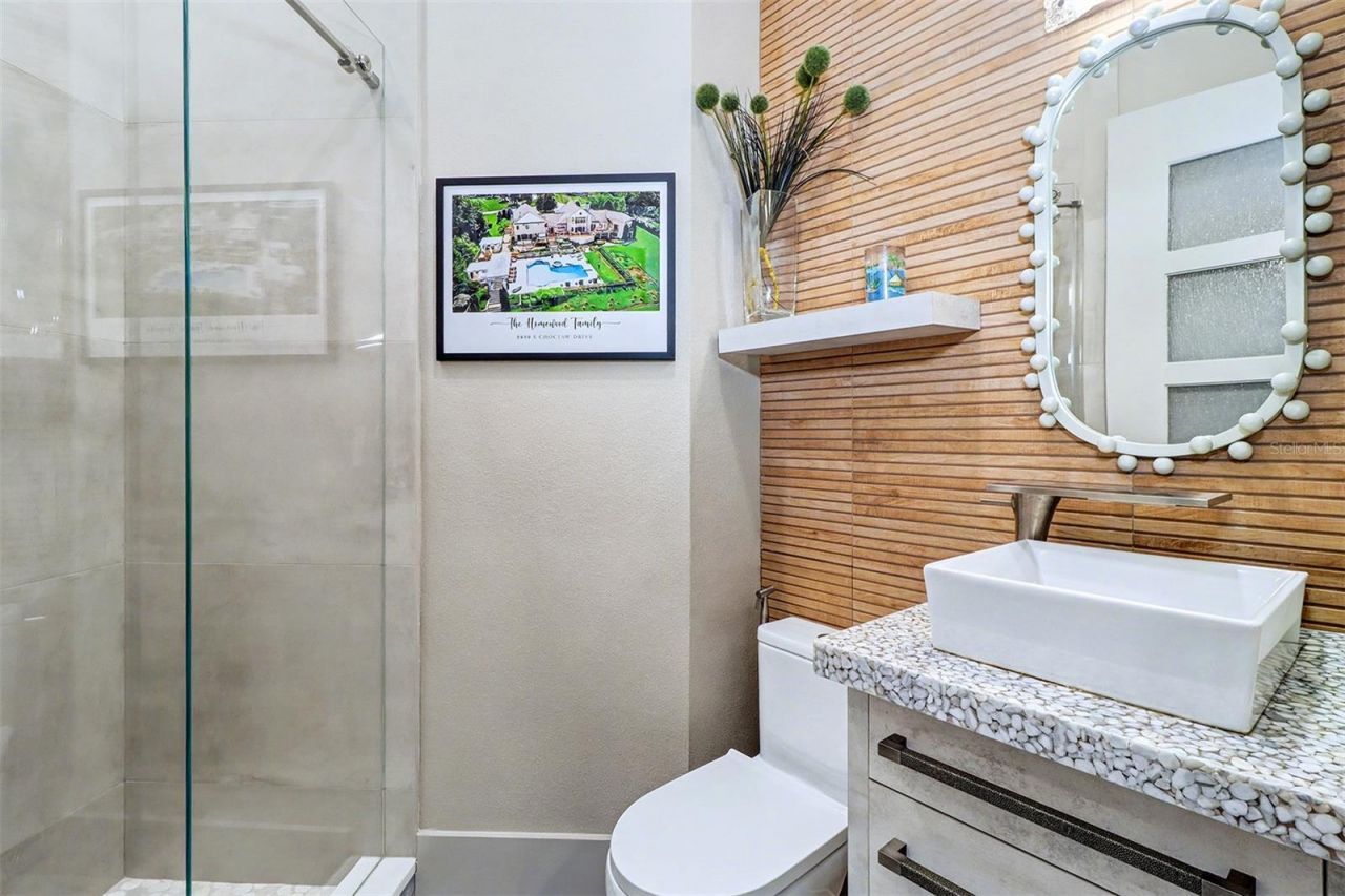 4635 Dolphin Cay Lane S, Saint Petersburg, FL 33711 Photo