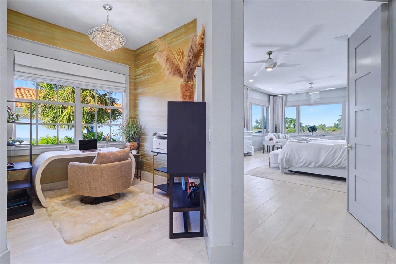 4635 Dolphin Cay Lane S, Saint Petersburg, FL 33711 Photo