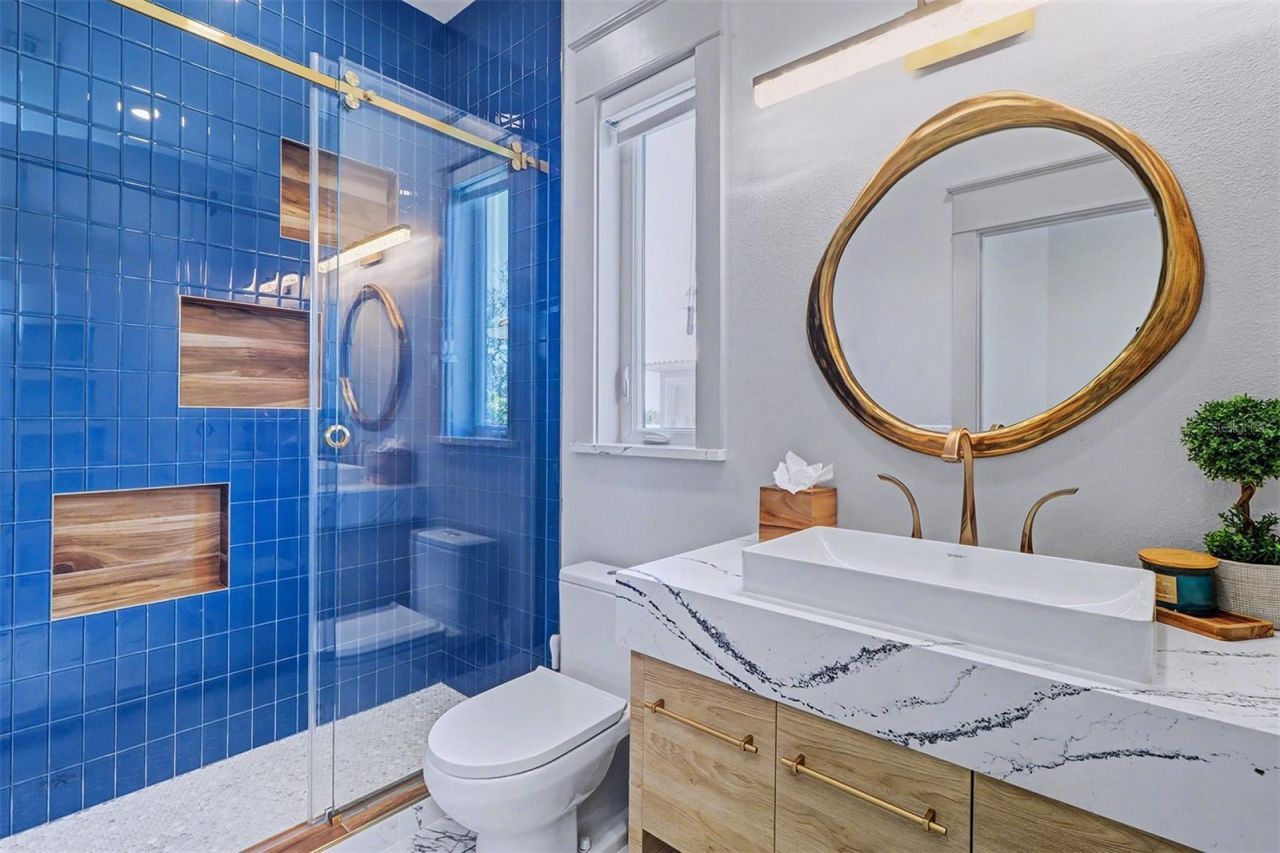 4635 Dolphin Cay Lane S, Saint Petersburg, FL 33711 Photo