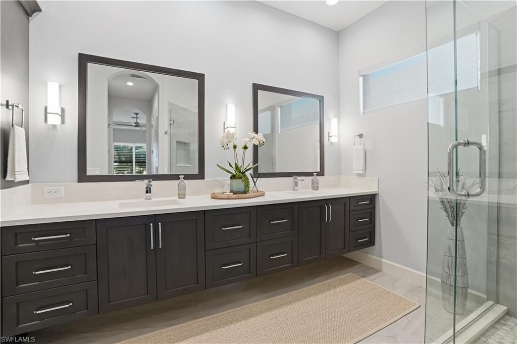 8665 Dilillo Ct, Naples, FL 34119 Photo
