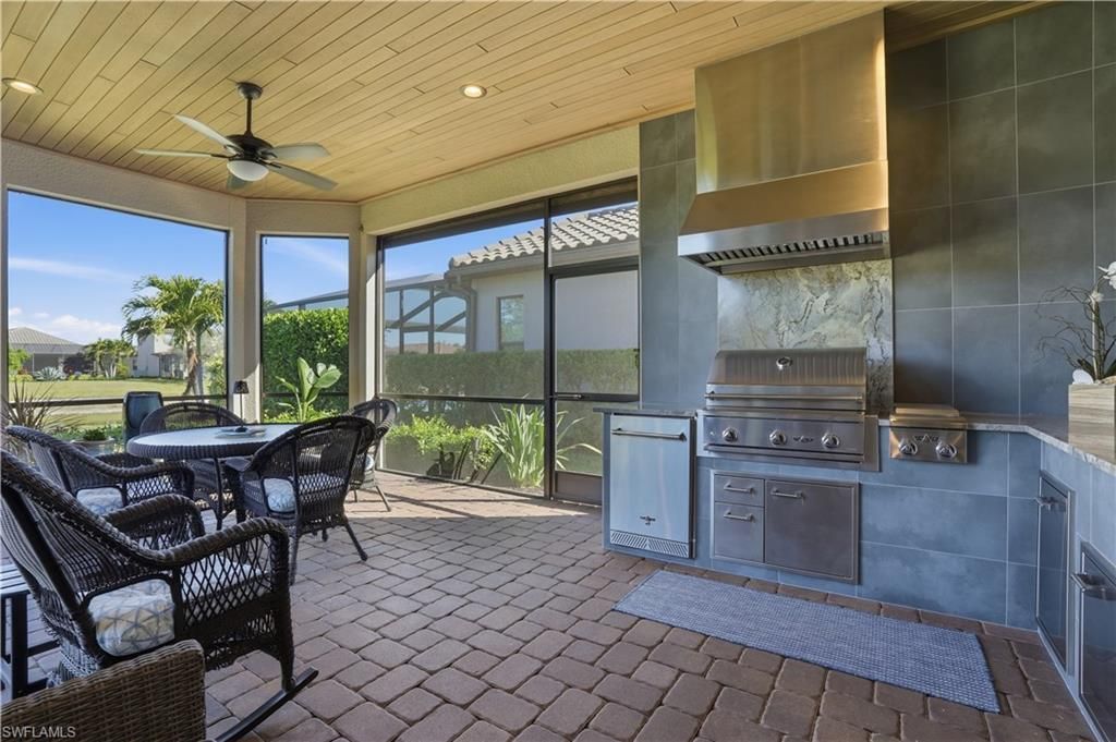8665 Dilillo Ct, Naples, FL 34119 Photo