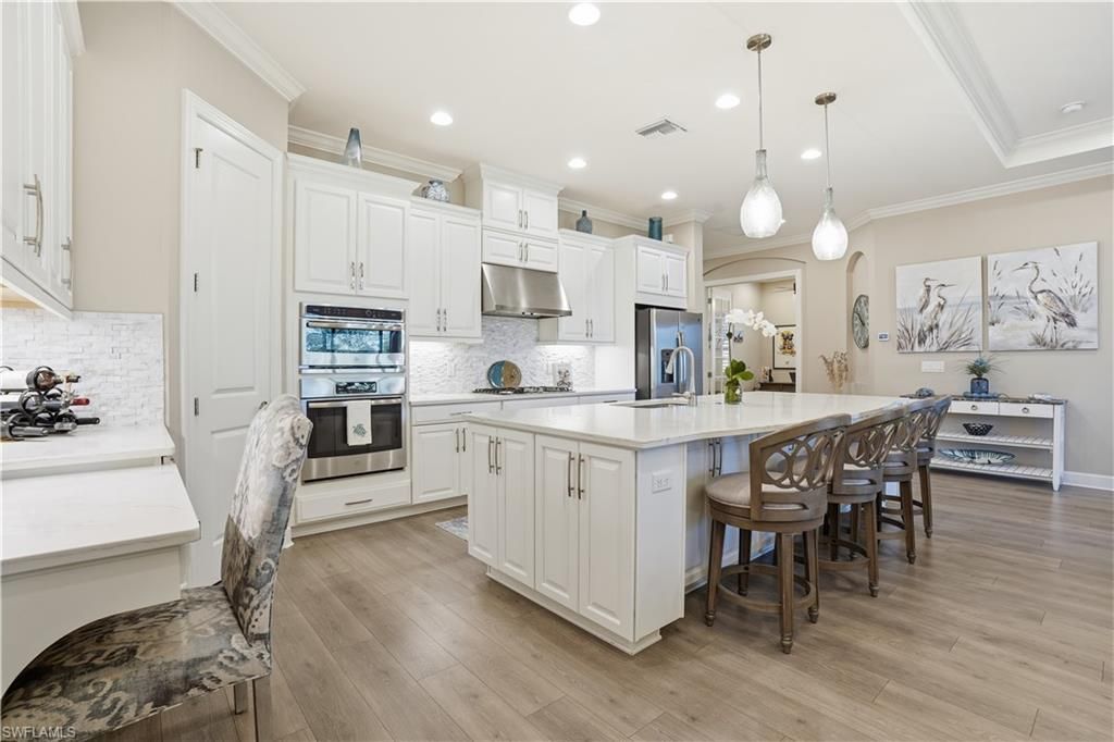 8665 Dilillo Ct, Naples, FL 34119 Photo