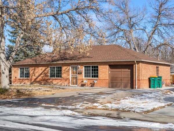 778 Troy Court, Aurora, CO 80011