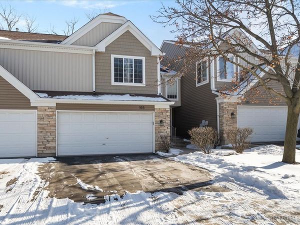 103 Locksley Drive, Streamwood, IL 60107