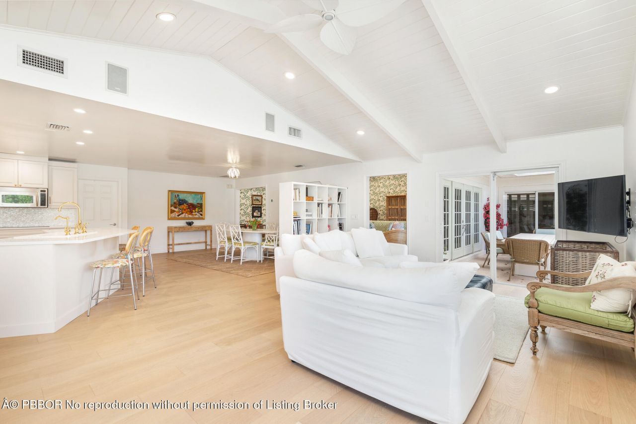 3125 Embassy Drive, West Palm Beach, FL 33401 Photo