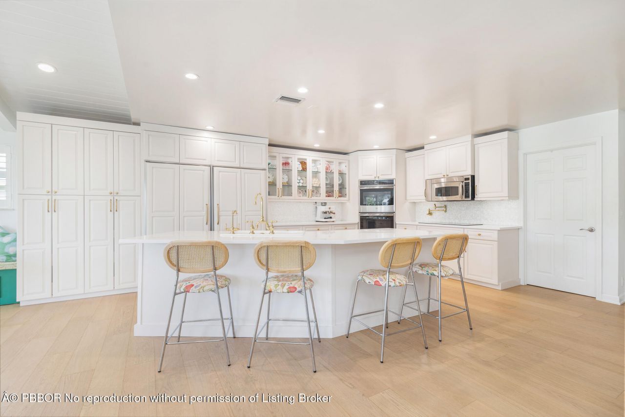 3125 Embassy Drive, West Palm Beach, FL 33401 Photo