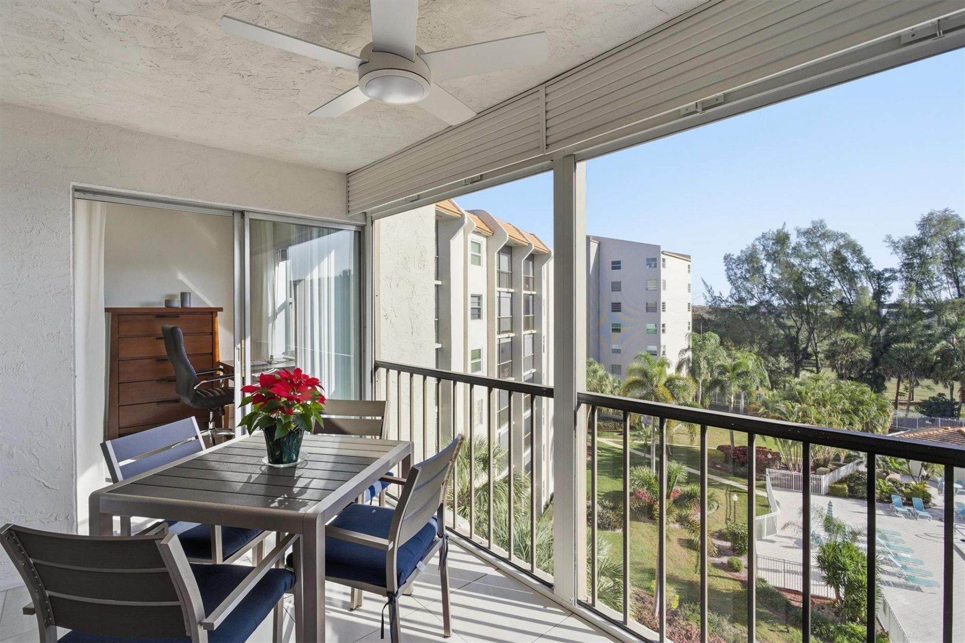 3930 E Inverrary Boulevard, Unit 605D, Fort Lauderdale, FL 33319 Photo