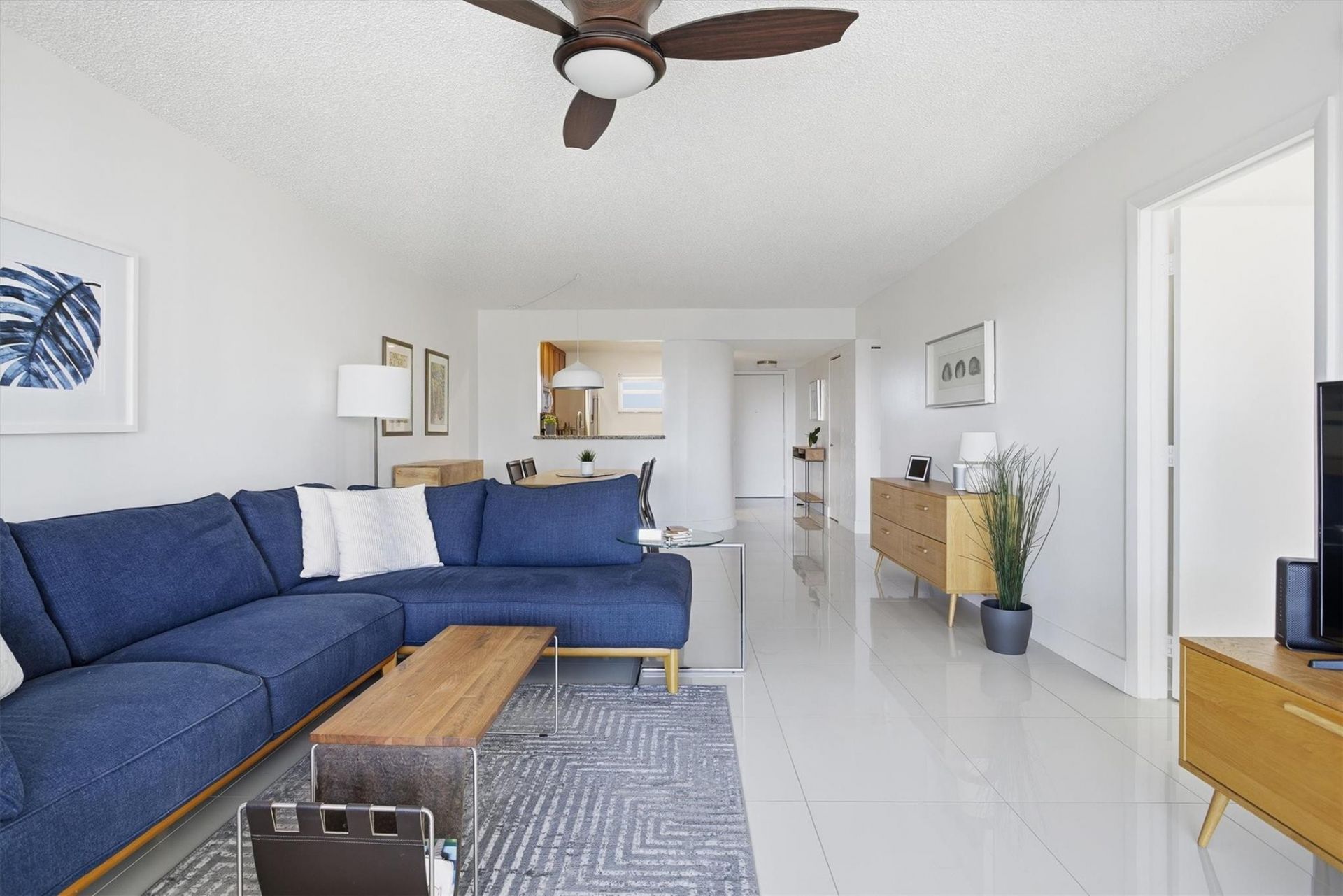 3930 E Inverrary Boulevard, Unit 605D, Fort Lauderdale, FL 33319 Photo