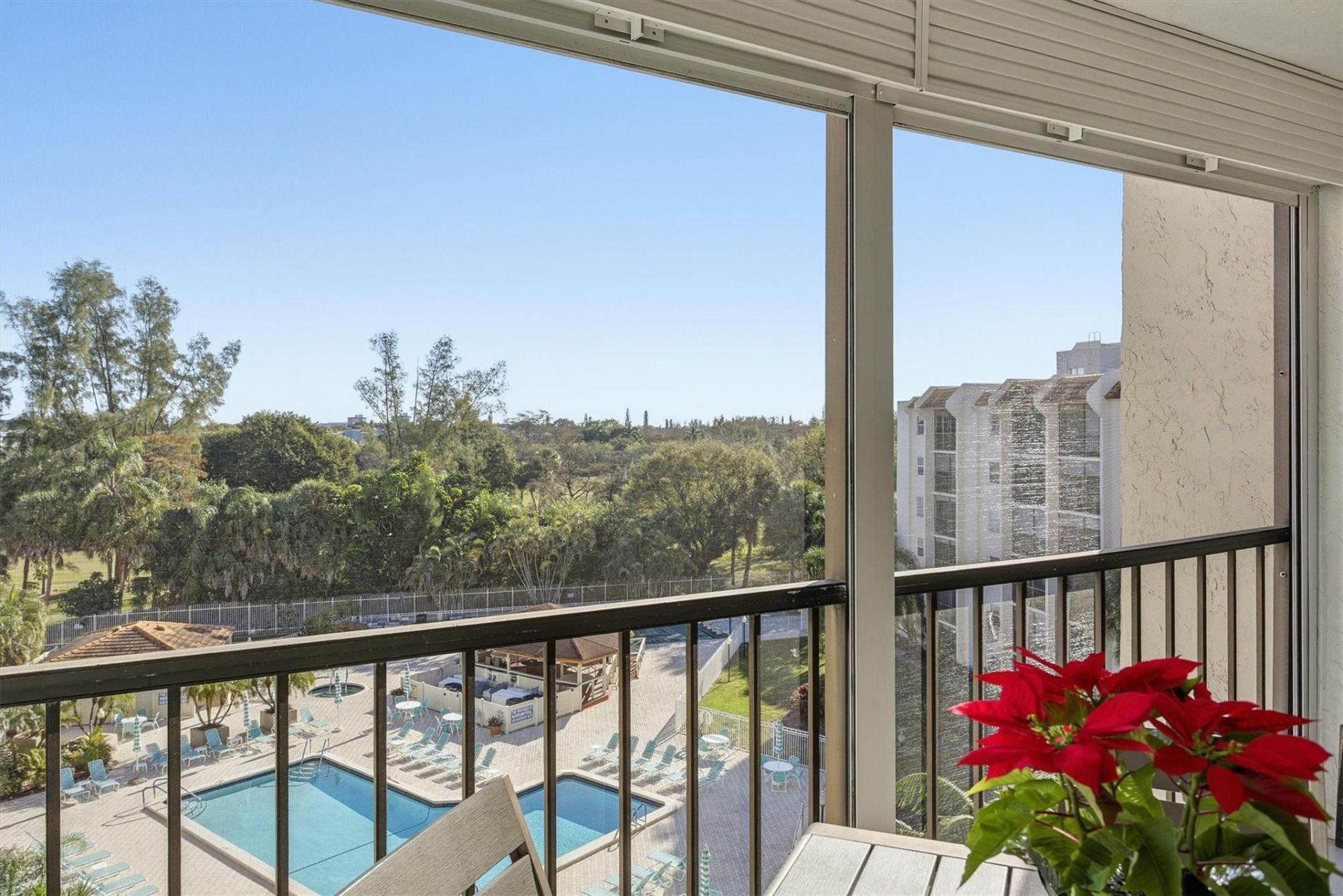 3930 E Inverrary Boulevard, Unit 605D, Fort Lauderdale, FL 33319 Photo