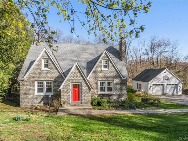 809 Farmers Mills Road , Carmel, NY 10512