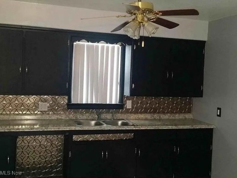 13809 Christine Avenue, Garfield Heights, OH 44105 Photo 10