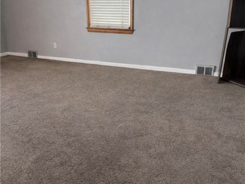 13809 Christine Avenue, Garfield Heights, OH 44105 Photo 5