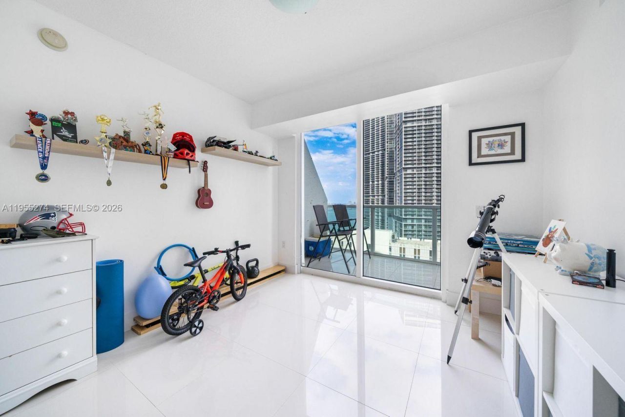 41 SE 5th St , Unit 1202, Miami, FL 33131 Photo