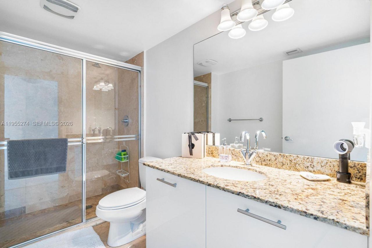 41 SE 5th St , Unit 1202, Miami, FL 33131 Photo