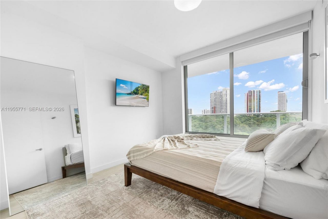 1600 SW 1st Ave, Unit 707, Miami, FL 33129 Photo