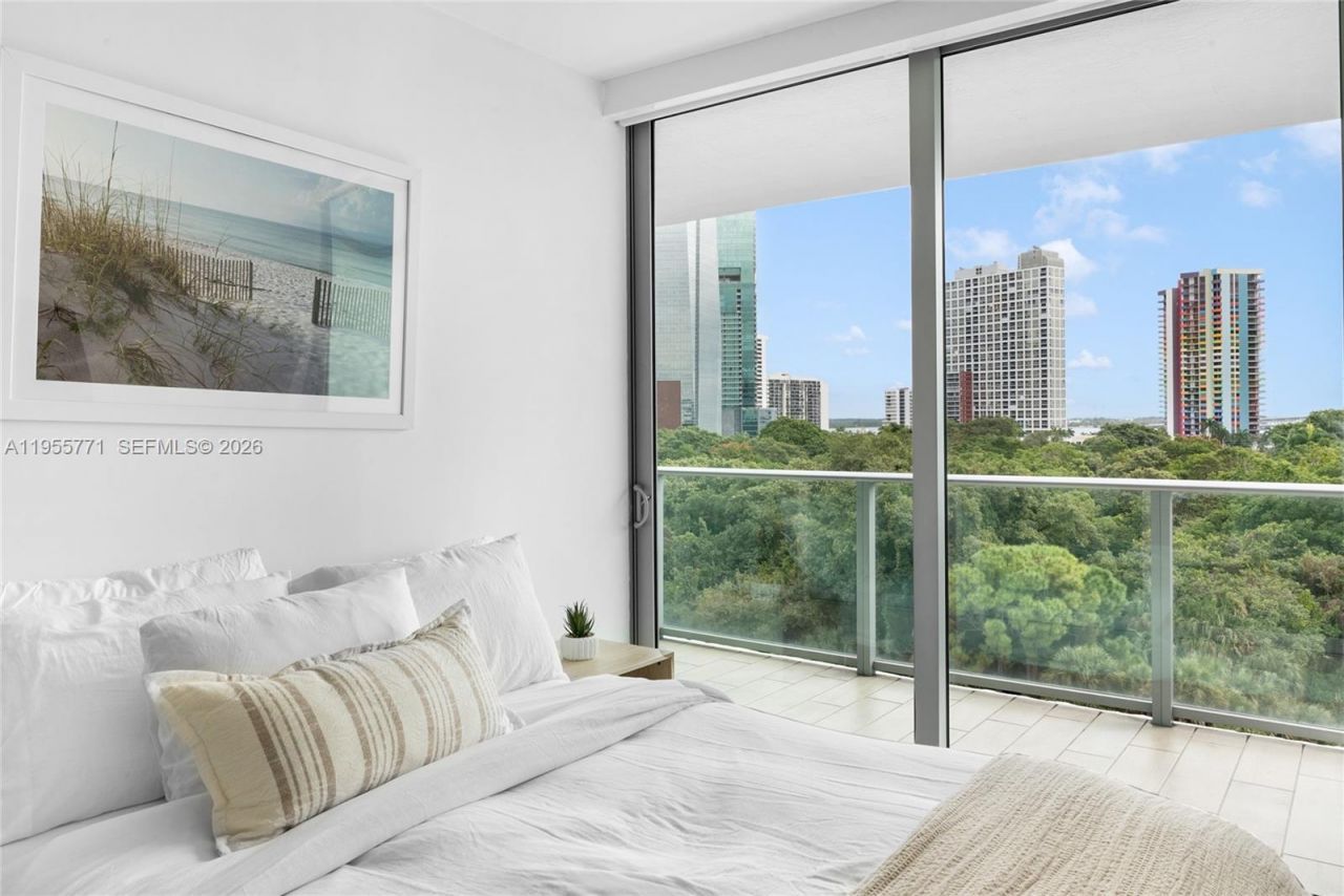 1600 SW 1st Ave, Unit 707, Miami, FL 33129 Photo