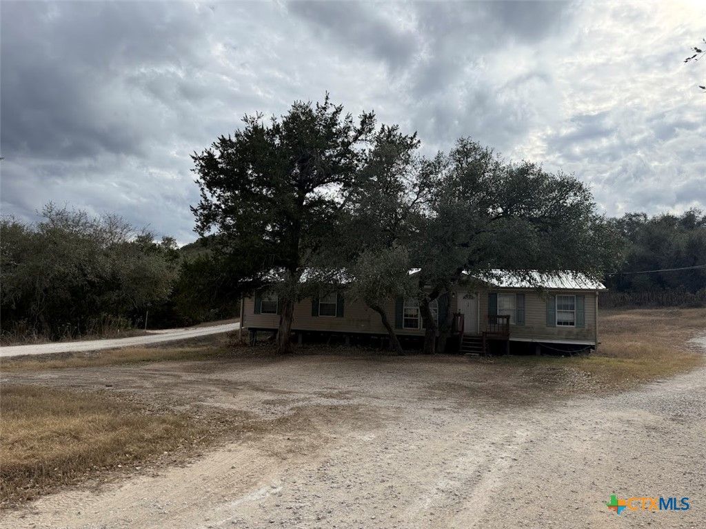 136 Sonnyland Drive, Canyon Lake, TX 78133 Main Photo