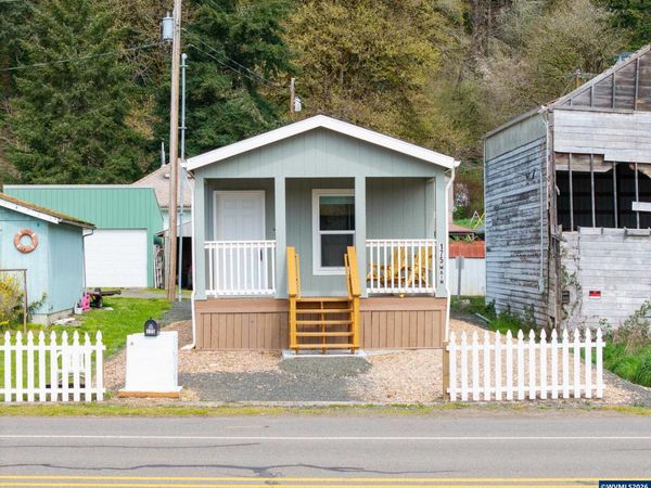 175 E Main St, Alsea, OR 97324