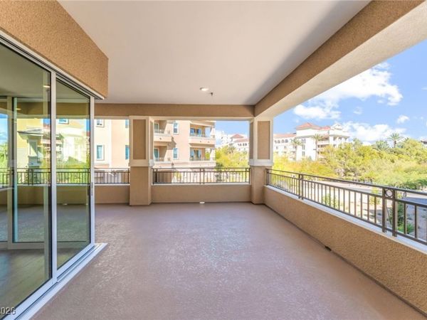9132 Las Manaitas Avenue , Unit 202, Las Vegas, NV 89144