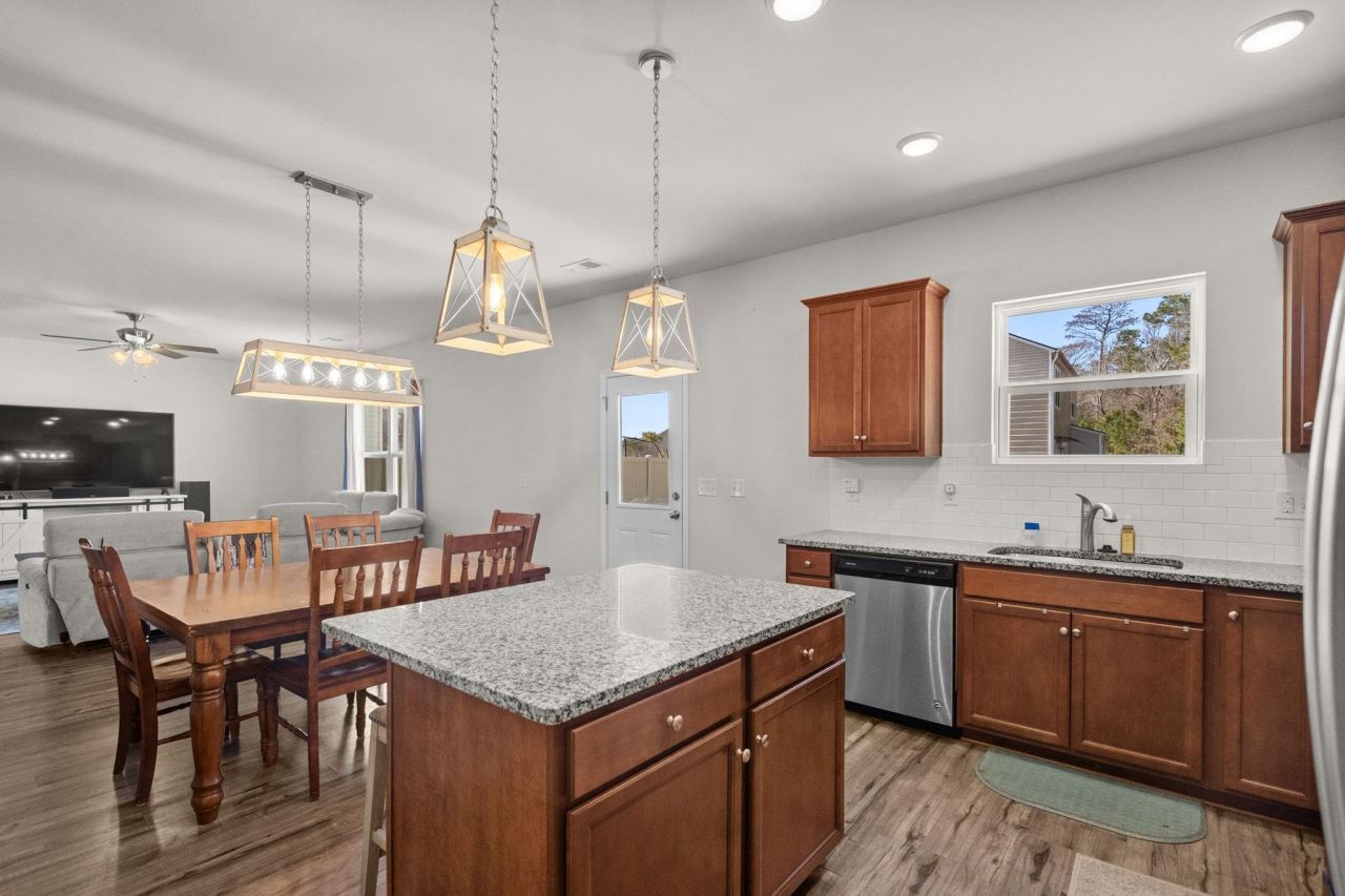 4959 Sandlewood Dr. Photo 12