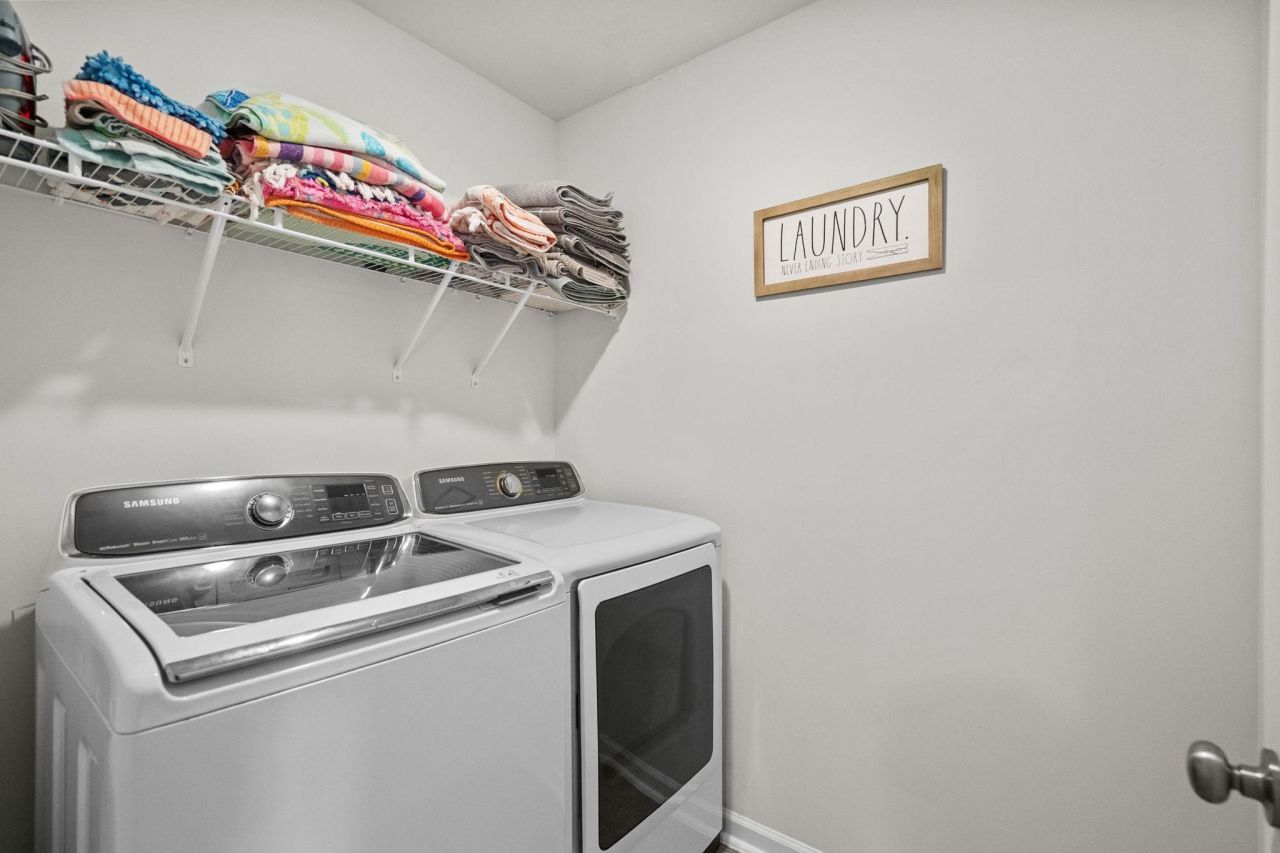 4959 Sandlewood Dr. Photo 24