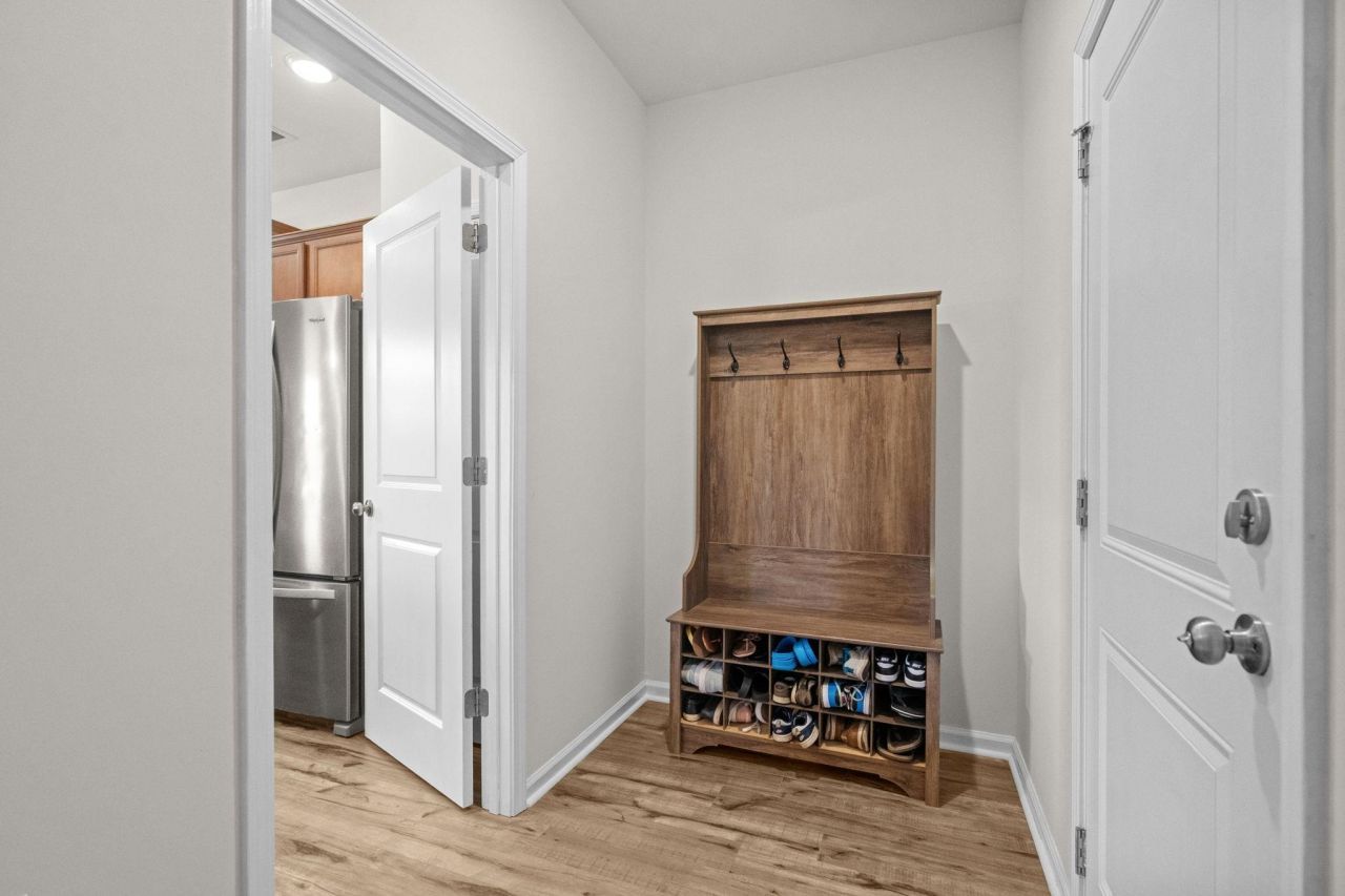 4959 Sandlewood Dr. Photo 26