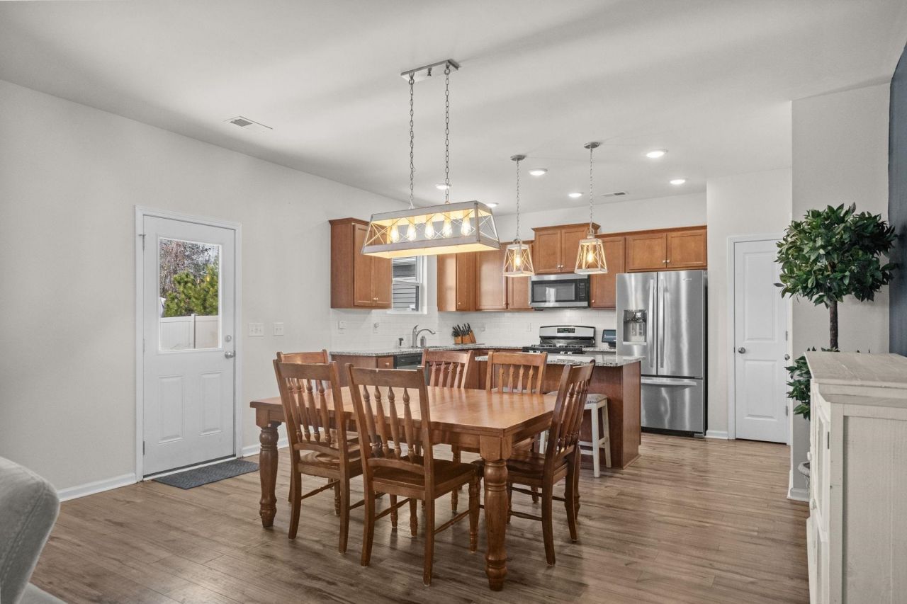 4959 Sandlewood Dr. Photo 7