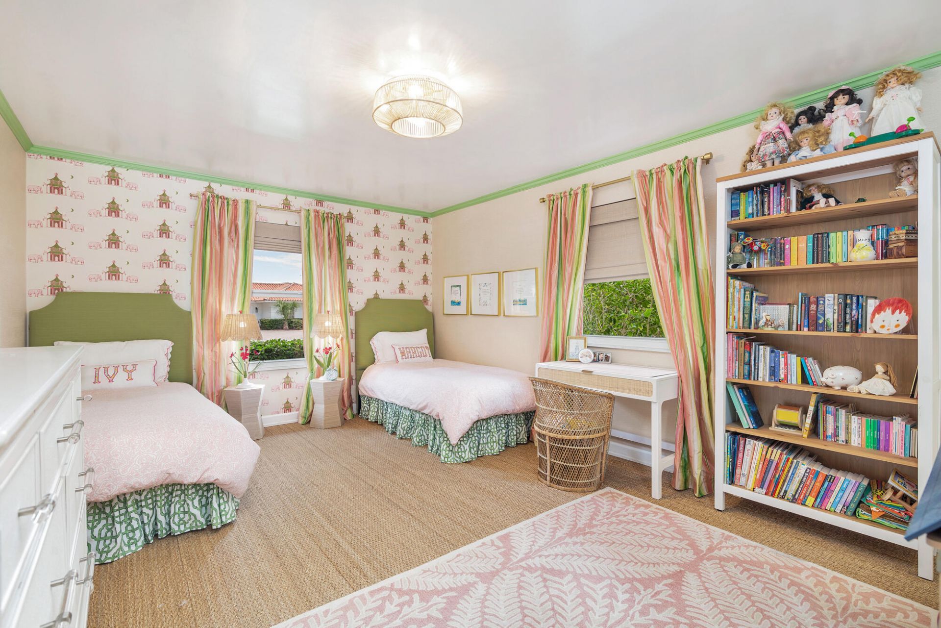 3125 Embassy Drive, West Palm Beach, FL 33401 Photo