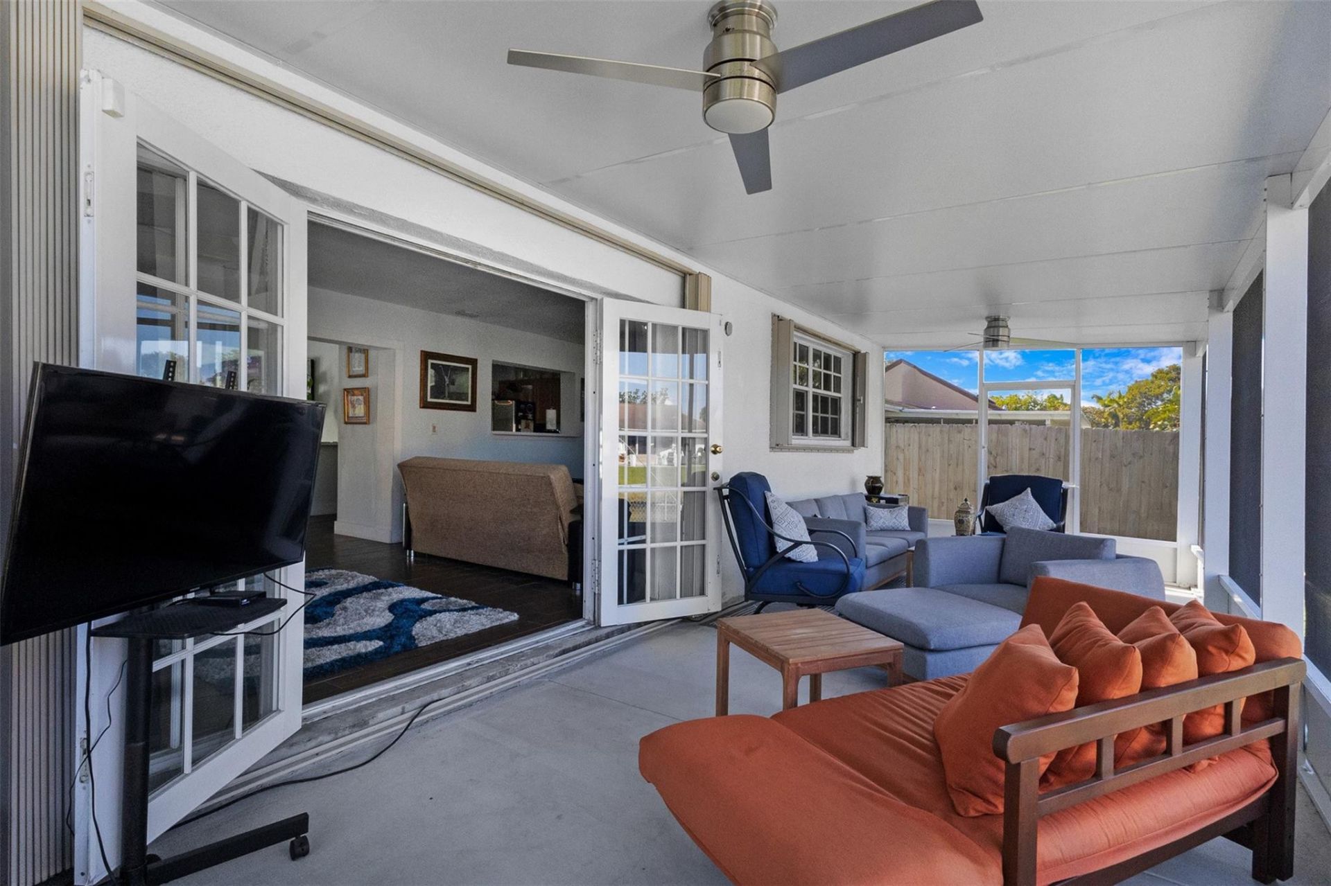 9231 N Cypress Circle, Miramar, FL 33025 Photo