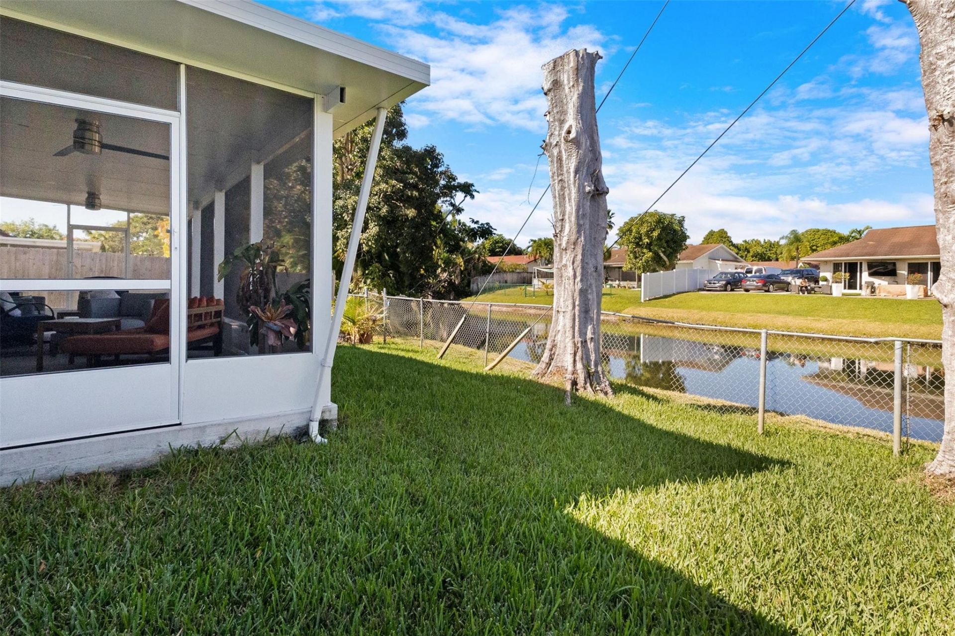 9231 N Cypress Circle, Miramar, FL 33025 Photo