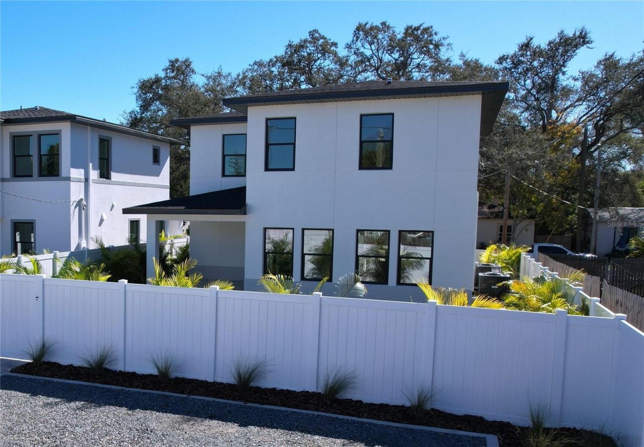 4613 Queensboro Avenue S, Saint Petersburg, FL 33711 Photo