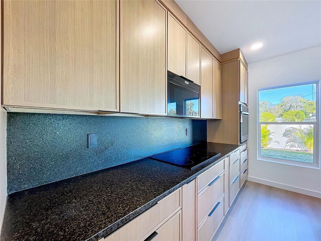 4613 Queensboro Avenue S, Saint Petersburg, FL 33711 Photo