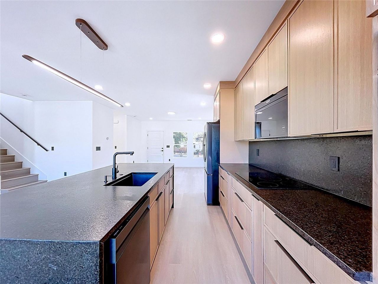 4613 Queensboro Avenue S, Saint Petersburg, FL 33711 Photo