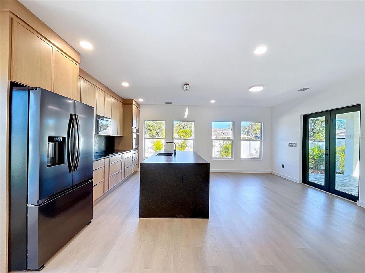 4613 Queensboro Avenue S, Saint Petersburg, FL 33711 Photo