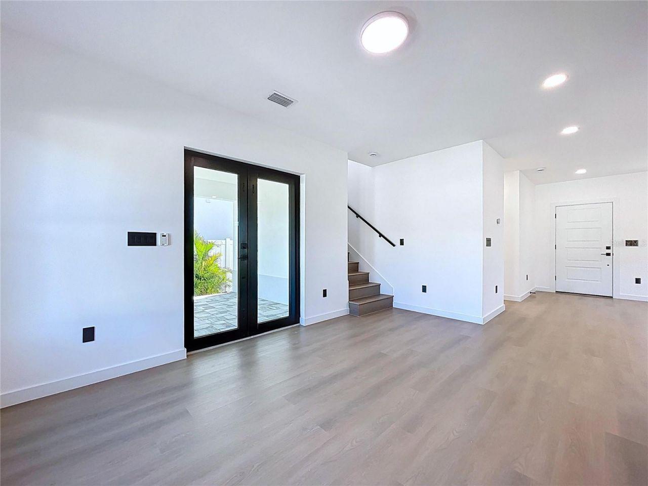 4613 Queensboro Avenue S, Saint Petersburg, FL 33711 Photo