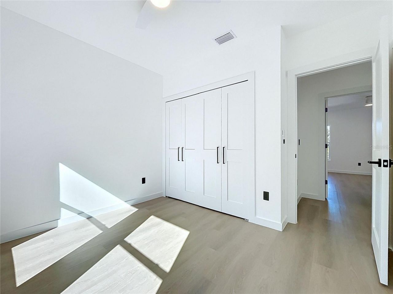 4613 Queensboro Avenue S, Saint Petersburg, FL 33711 Photo