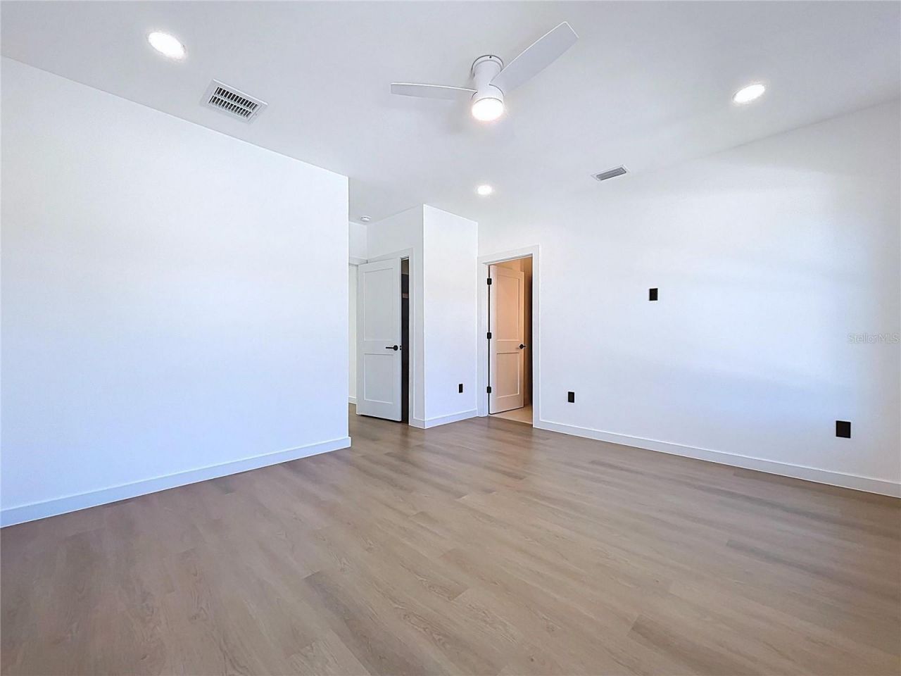 4613 Queensboro Avenue S, Saint Petersburg, FL 33711 Photo