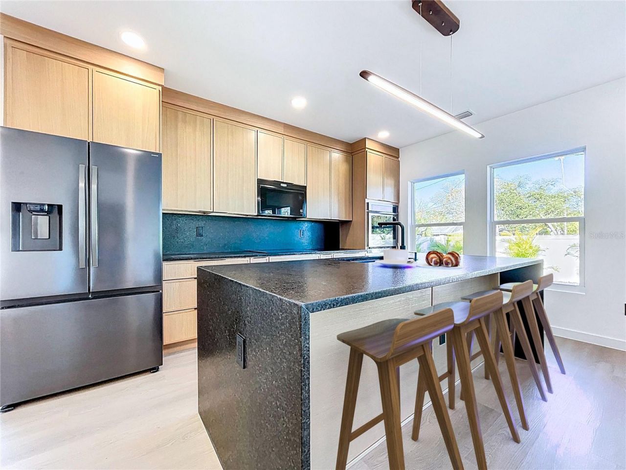 4613 Queensboro Avenue S, Saint Petersburg, FL 33711 Photo