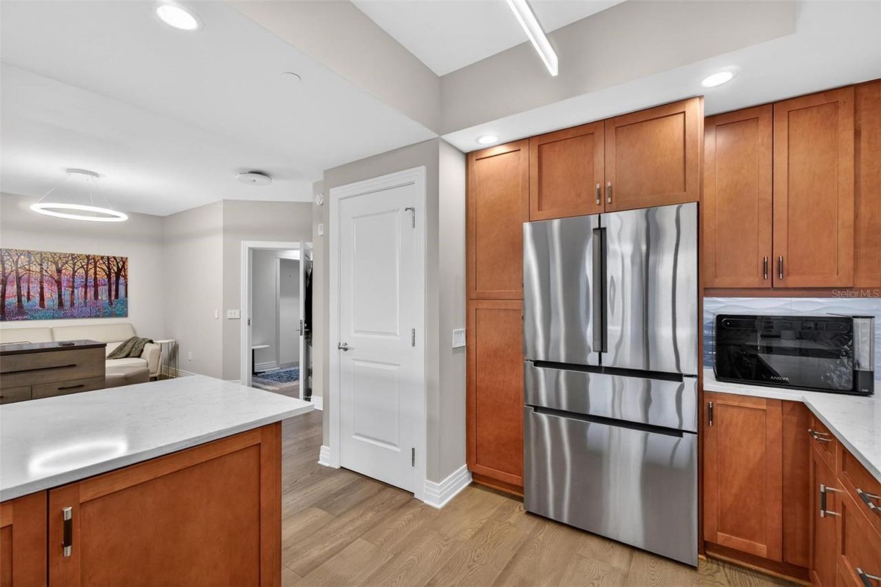 1325 Snell Isle Boulevard Ne, Unit 302, Saint Petersburg, FL 33704 Photo