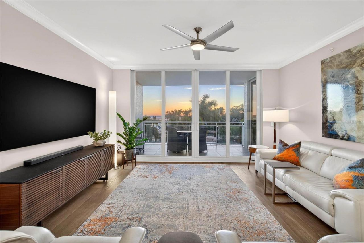 1325 Snell Isle Boulevard Ne, Unit 302, Saint Petersburg, FL 33704 Photo