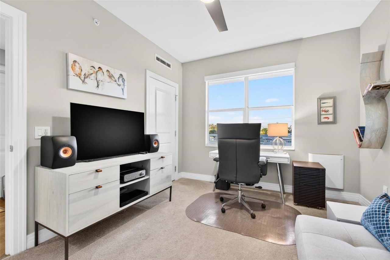 1325 Snell Isle Boulevard Ne, Unit 302, Saint Petersburg, FL 33704 Photo