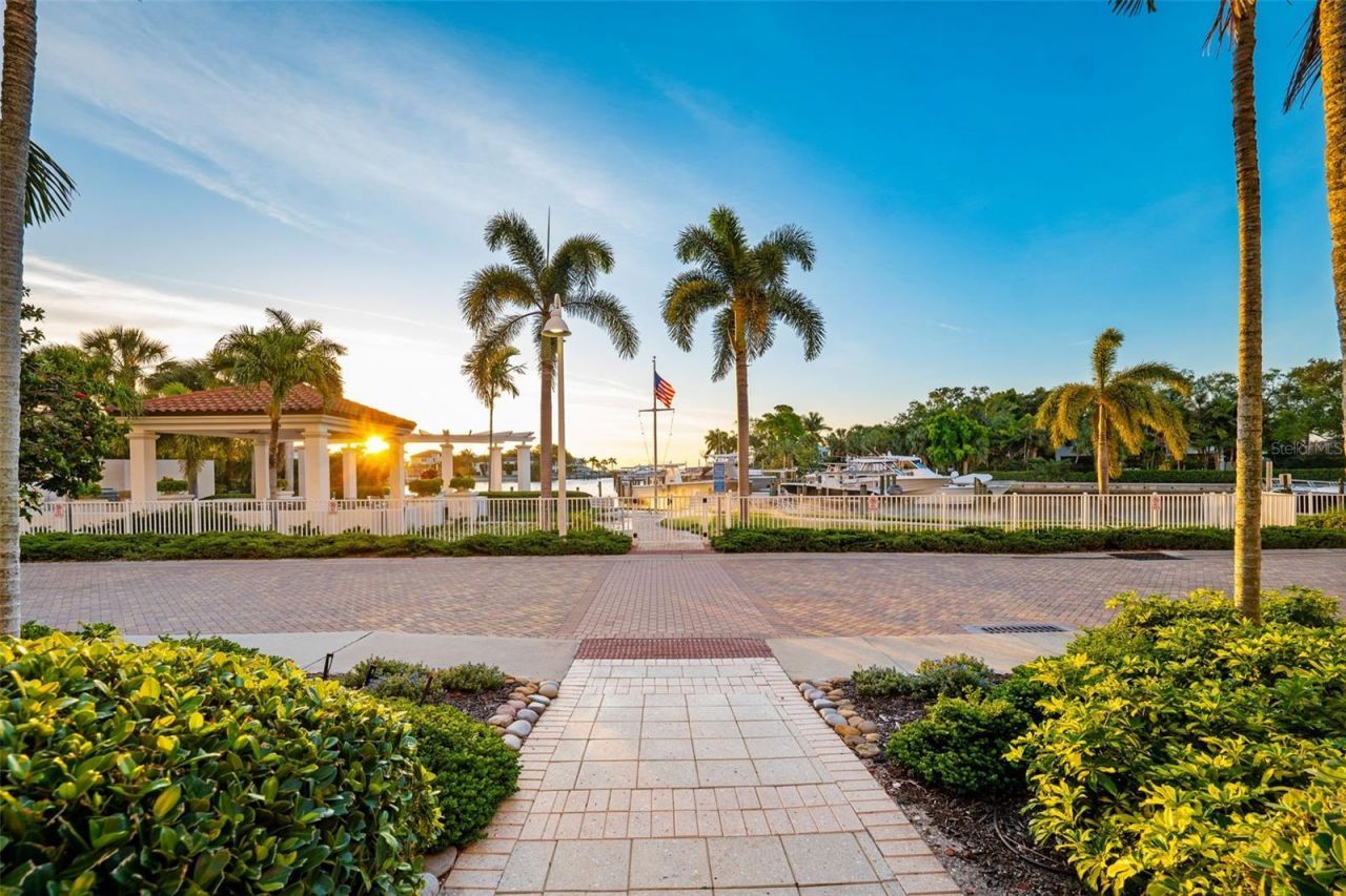 1325 Snell Isle Boulevard Ne, Unit 302, Saint Petersburg, FL 33704 Photo